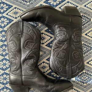 Heritage Western Round-toe Boot